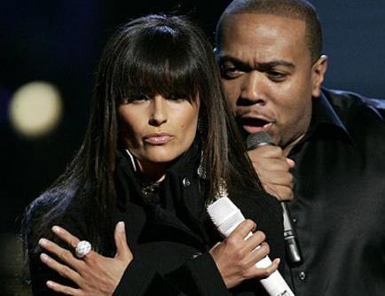 O Timbaland και η Nelly Furtado την είδαν vampires;