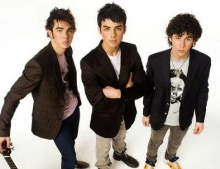 Διαλύονται οι Jonas Brothers;