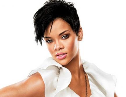 Επιτέθηκαν στη Rihanna!