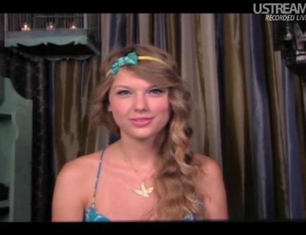 Μέσω live chat ανακοινώνει νέο album η Taylor Swift
