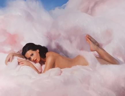 H Katy Perry αποκαλύπτει το (γυμνό) εξώφυλλο του νέου της album