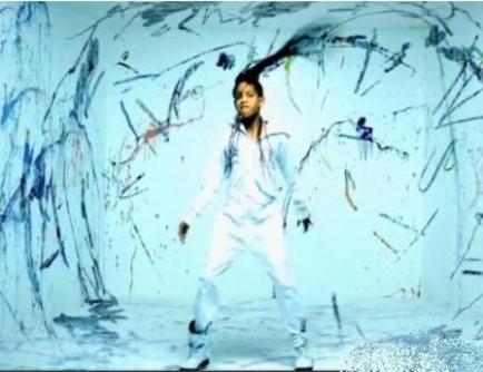 VIDEO: Willow Smith – Whip My Hair