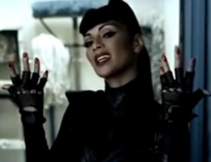 VIDEO: Nicole Scherzinger – Poison