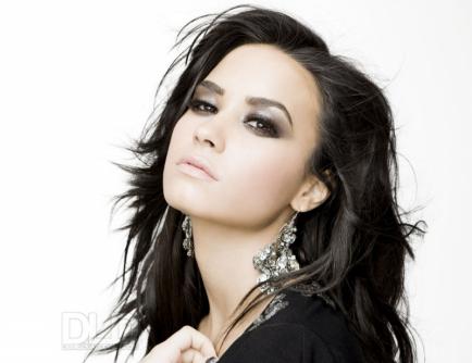 H Demi Lovato σε κλινική αποτοξίνωσης!
