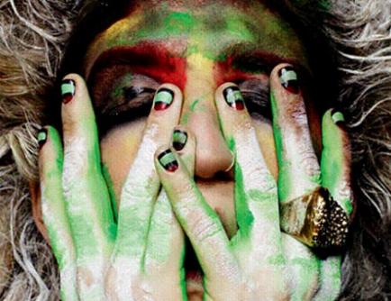 H Ke$ha ετοιμάζεται για την πρώτη της περιοδεία