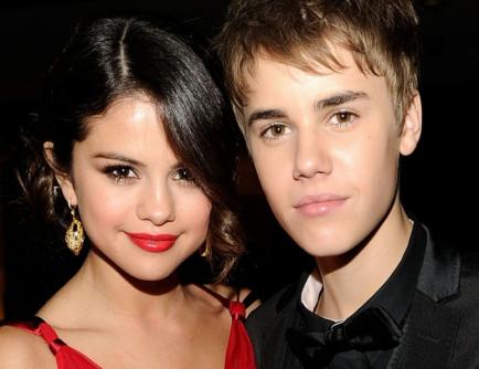 H πρώτη δημόσια κοινή εμφάνιση του Justin Bieber με τη Selena Gomez!