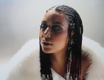 H Kim Kardashian στα γυρίσματα του πρώτου της video clip!