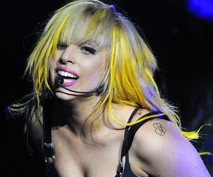 Λογοκρίθηκε στη Μαλαισία τo Born This Way της Lady Gaga
