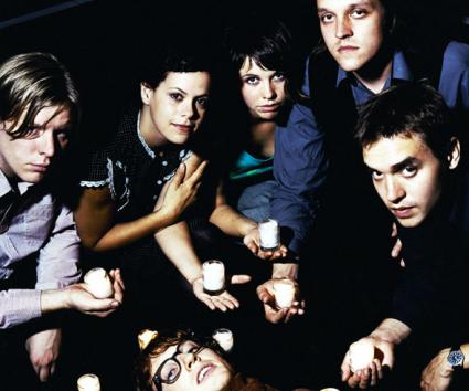 Θες νέους Arcade Fire;