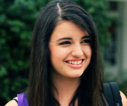 Η Rebecca Black δέχεται απειλές για την ζωή της.