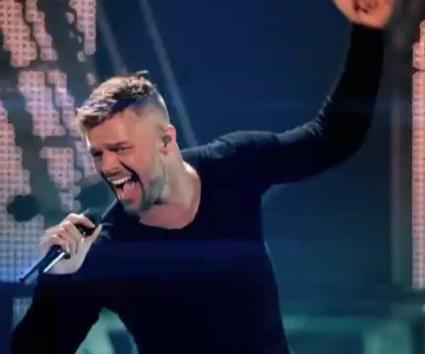 VIDEO: Ricky Martin – Mas