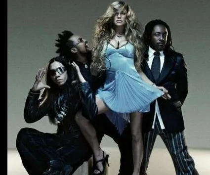 Το συγκρότημα Black Eyed Peas σε φωτογράφιση.
