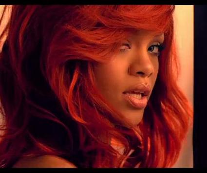 VIDEO: Rihanna – California King Bed