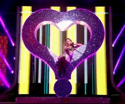 H εμφάνιση της Lady GaGa και της Jennifer Lopez στο Γαλλικό X-Factor