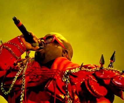 O Cee Lo Green εγκαταλείπει την περιοδεία της Rihanna