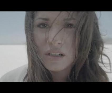 VIDEO: Demi Lovato – Skyscraper