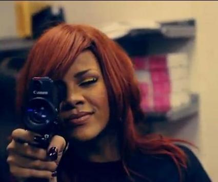VIDEO: Rihanna – Cheers (Drink To That)