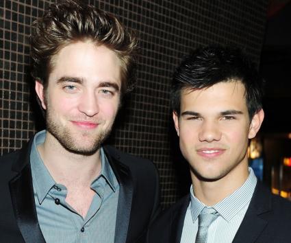 Eίναι επίσημο: ο Robert Pattinson είναι πιο sexy από τον Taylor Lautner