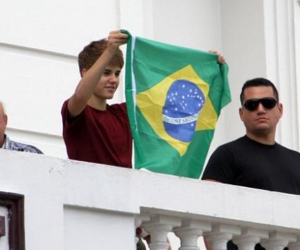 Justin Bieber: Γεια σου Βραζιλία!