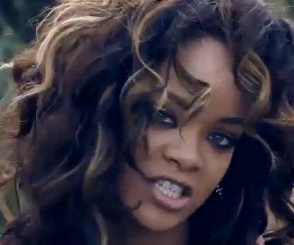Behind the scenes με τη Rihanna!