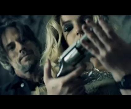 VIDEO: Britney Spears – Criminal