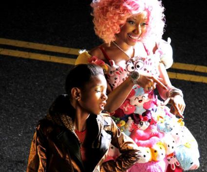 Nicki Minaj & Willow Smith στα γυρίσματα του “Fireball”