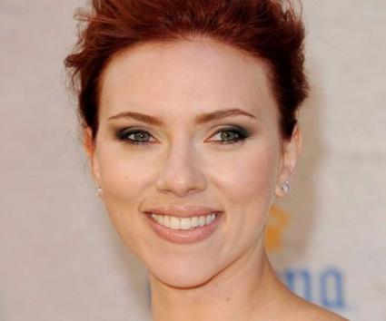 Scarlett Johansson: στροφή στη σκηνοθεσία