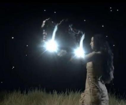 VIDEO: Evanescence – My Heart Is Broken