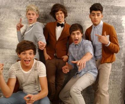 Οι One Direction συνεχίζουν να τα σπάνε!