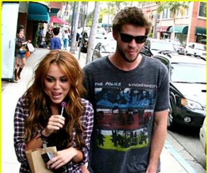 Γάμος αστραπή για Miley- LIam