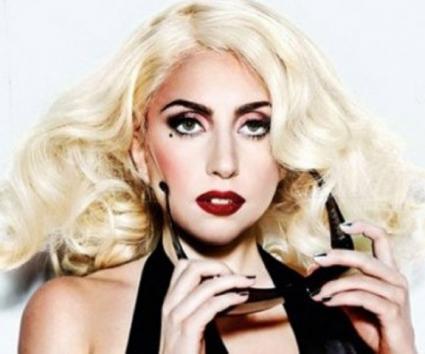 H Lady Gaga χτίζει σπίτι στην Ελλάδα!