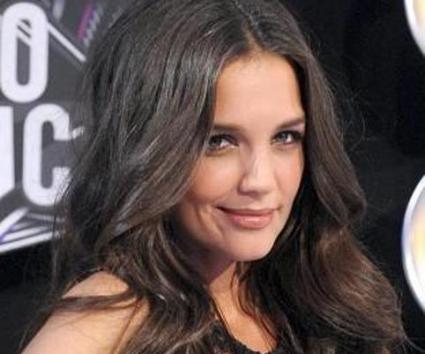 O νέος ρόλος της katie Holmes!