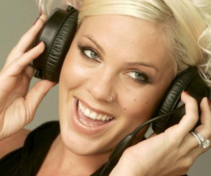 P!nk και Lilly Allen ντουέτο