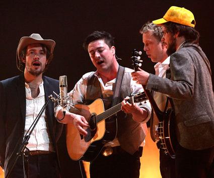 Παραλίγο να συλληφθούν οι Mumford and Sons