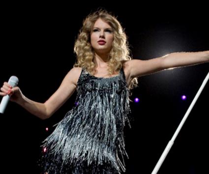 Super Tour για το “Red” ετοιμάζει η Taylor Swift
