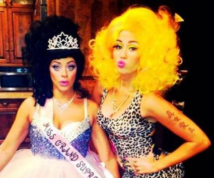 Ποιά γνωστή τραγουδίστρια ντύθηκε Nicki Minaj για το Halloween;