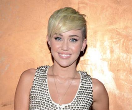 Πώς ήταν η Miley Cyrus σε ηλικία 9 ετών;