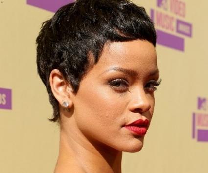 Πώς ήταν η Rihanna στα 15;
