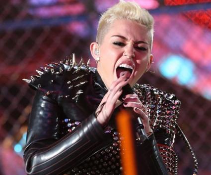 Η Miley Cyrus αγρίεψε!
