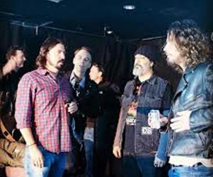 Ο Dave Grohl σκηνοθετεί το νέο video clip των Soundgarden