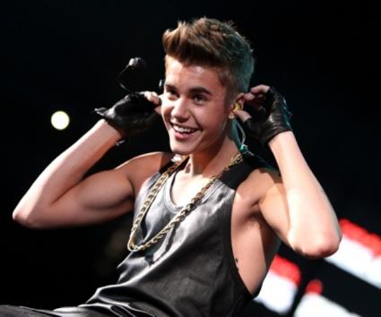 Επιμένει…ακουστικά ο Justin Bieber