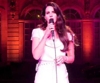«Burning Desire», το νέο video clip της Lana Del Rey