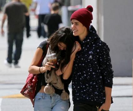 Ταξίδεψε για να βρει τον Justin Bieber η Selena Gomez;