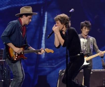 Μαζί με τους Rolling Stones τραγούδησε ο John Mayer