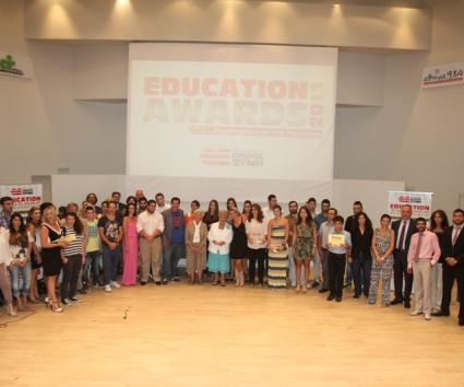 Βραβεία…εργασίας για τους σπουδαστές του Εκπαιδευτικού Ομίλου ΞΥΝΗ!