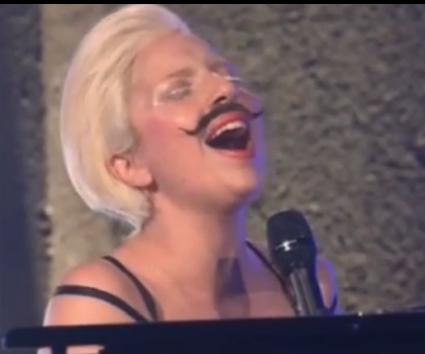 Πρεμιέρα στο Βερολίνο για το “Gypsy” της Lady Gaga