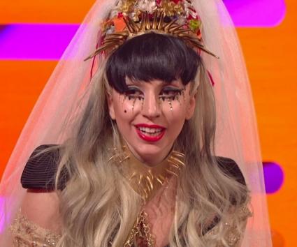 Στο Graham Norton Show εμφανίστηκε η Lady Gaga
