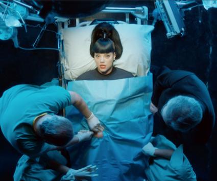 Νέο video clip για την Lily Allen
