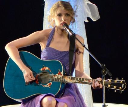 Taylor Swift, Macklemore και Paul McCartney προστέθηκαν στους καλλιτέχνες που θα εμφανιστούν στα Grammy!