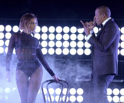 Beyonce και Jay Z έκλεψαν την παράσταση με την εμφάνιση τους στα βραβεία Grammy